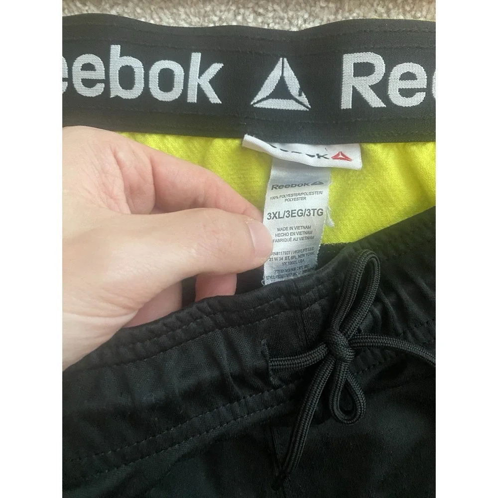 Reebok 3xl black